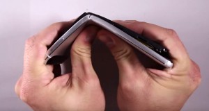 Nexus-6P-bend-test-2